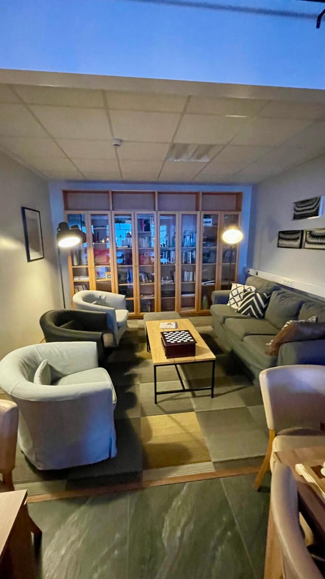 Hafnarstraeti Hostel Akureyri Exterior photo